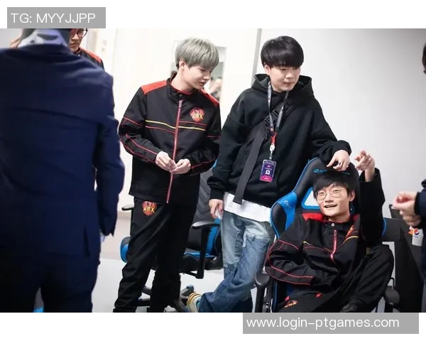 FPX在CSGO电竞实时数据中状态排名创新高引发热议实时数据 FPX在CSGO电竞实时数据中状态排名创新高引发热议实时数据